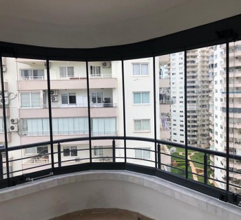 Mezitli Cam Balkon